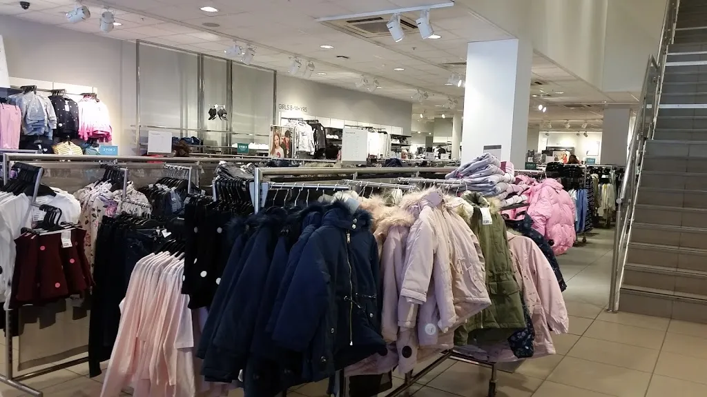 H&M