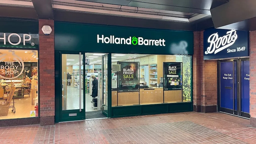 Holland & Barrett - Enfield