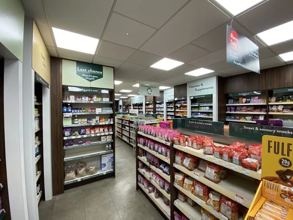 Holland & Barrett - Notting Hill
