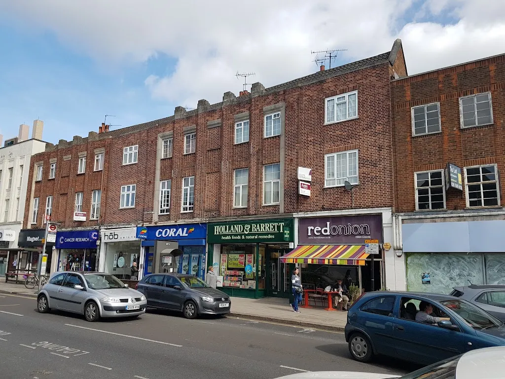 Holland & Barrett - Ruislip