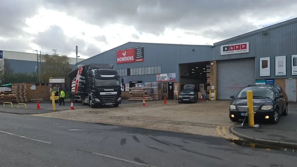 Howdens - Park Royal