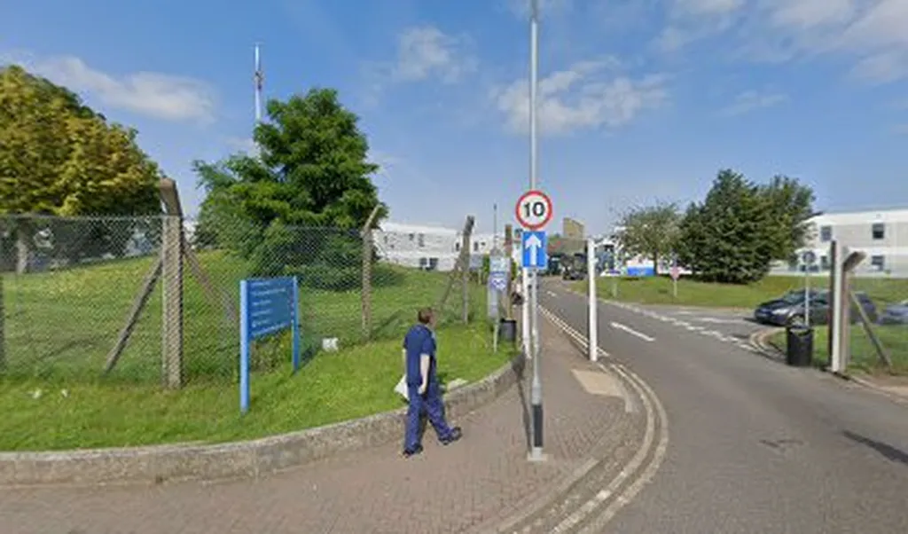 I S S Facility Services Within Queen Elizabeth Hospital