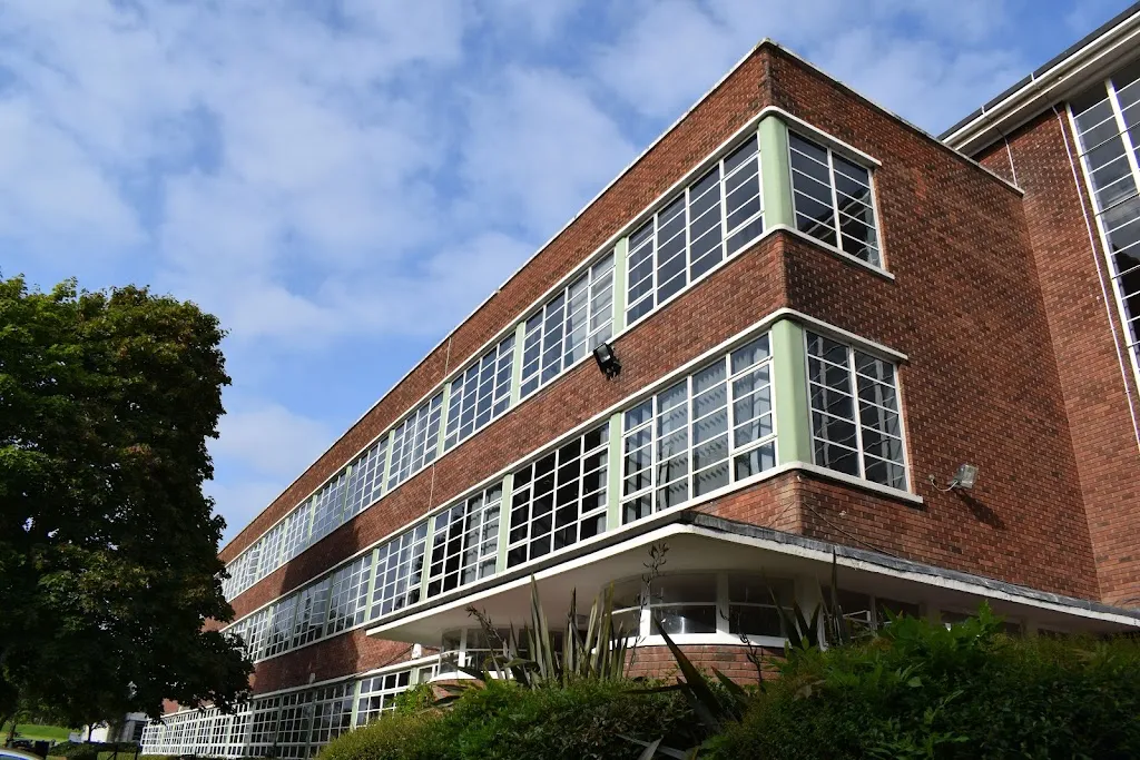 Kemnal Technology College