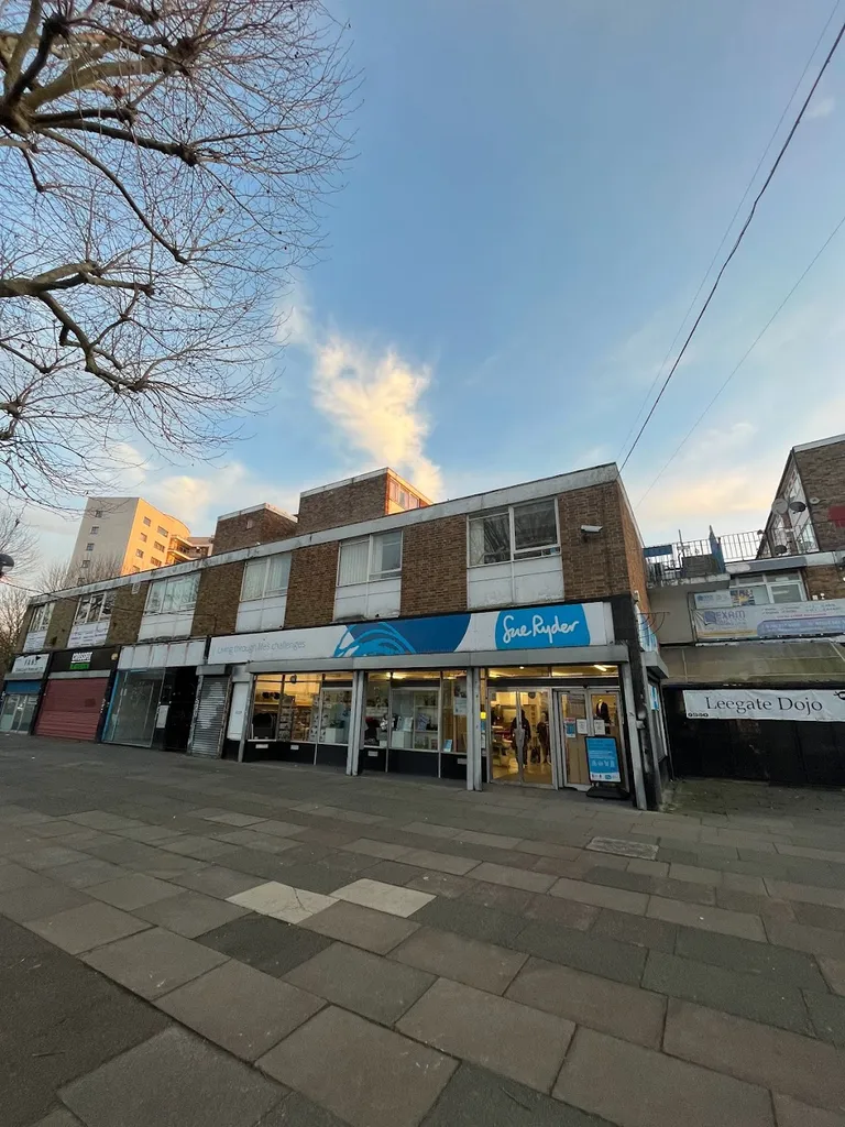 Leegate Shopping Centre