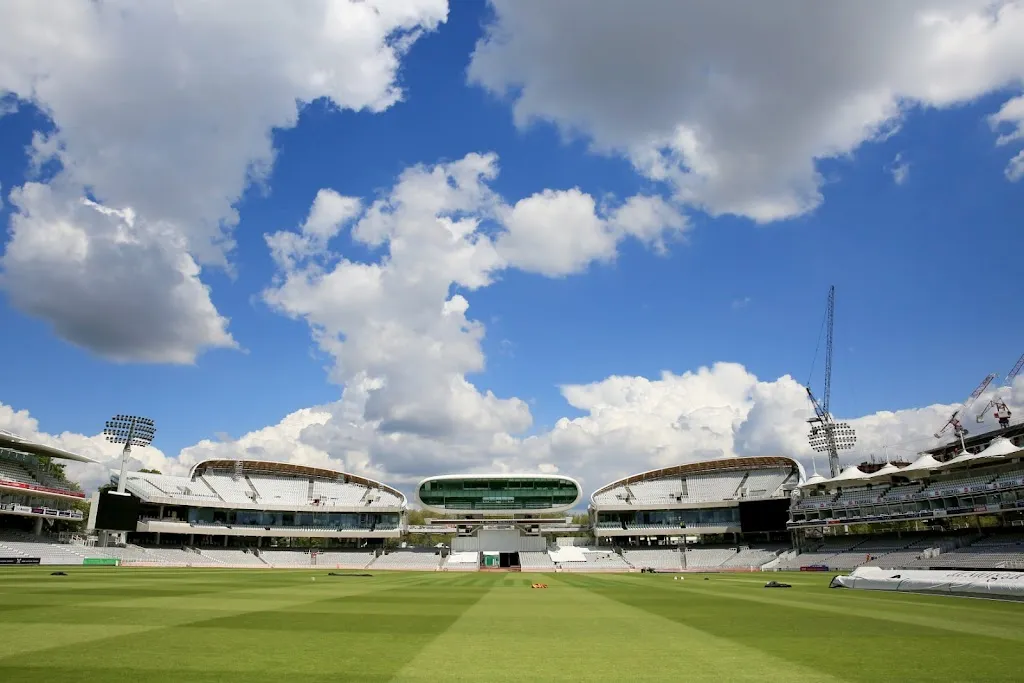 Lord's Tour