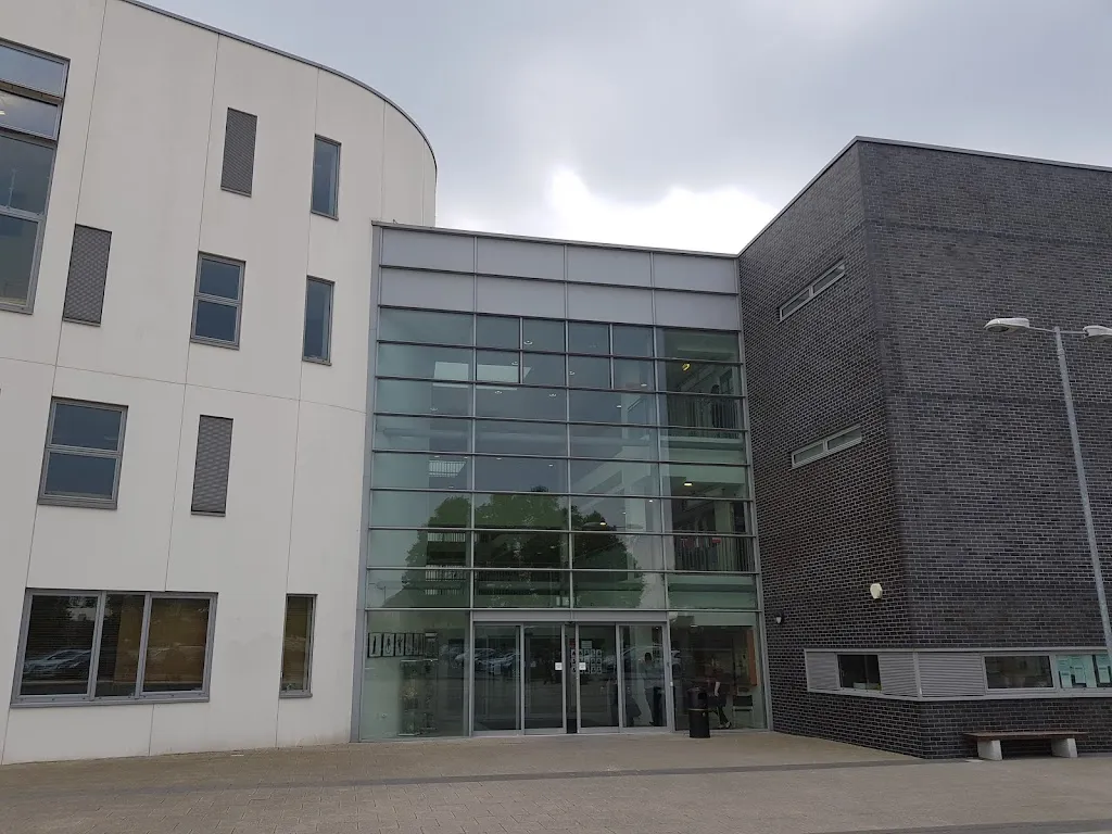 Loxford School