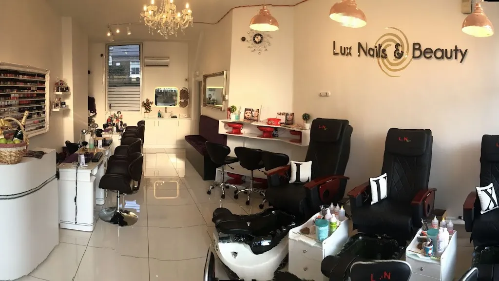 Lux Nails and Beauty