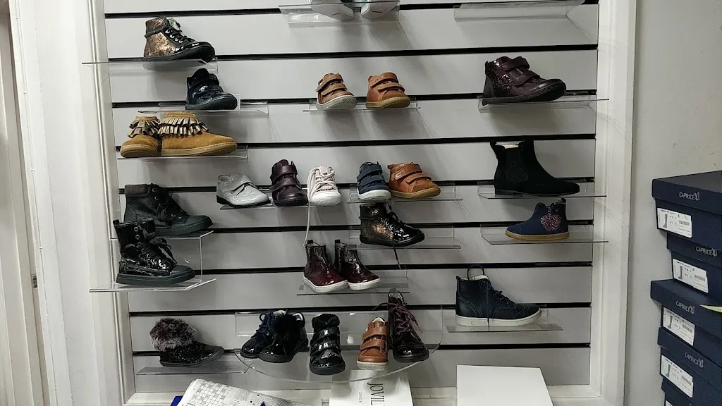 M & M Shoes Ltd