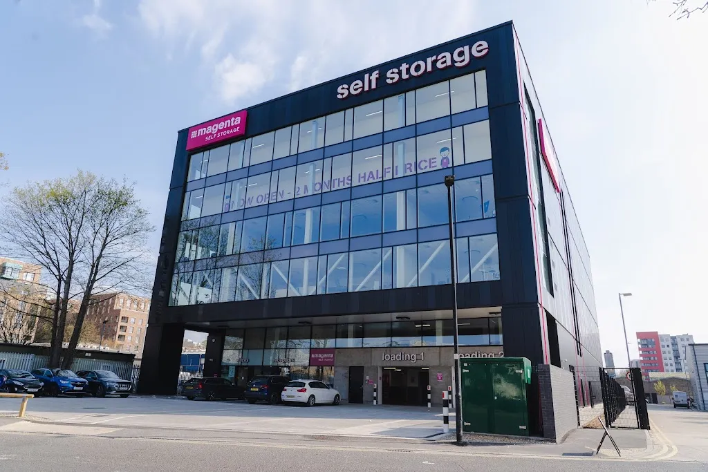 Magenta Self Storage Stirling Road