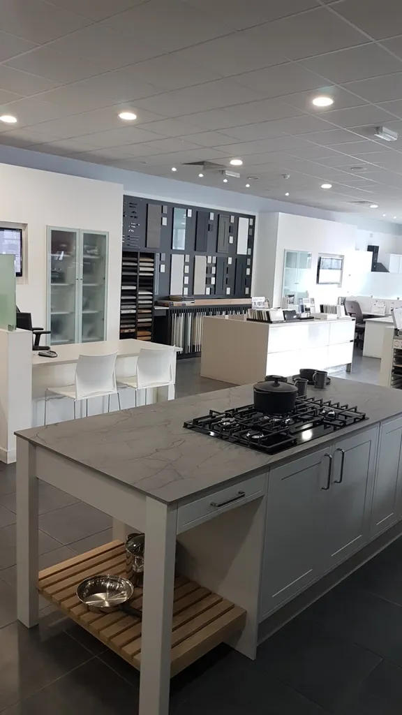 Magnet Kitchens