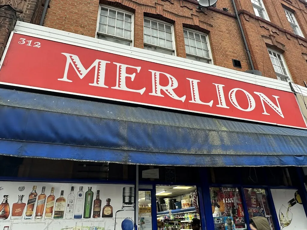 Merlion Store