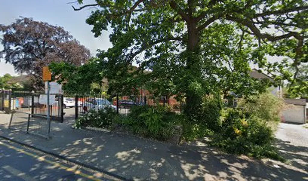 Merton Court School