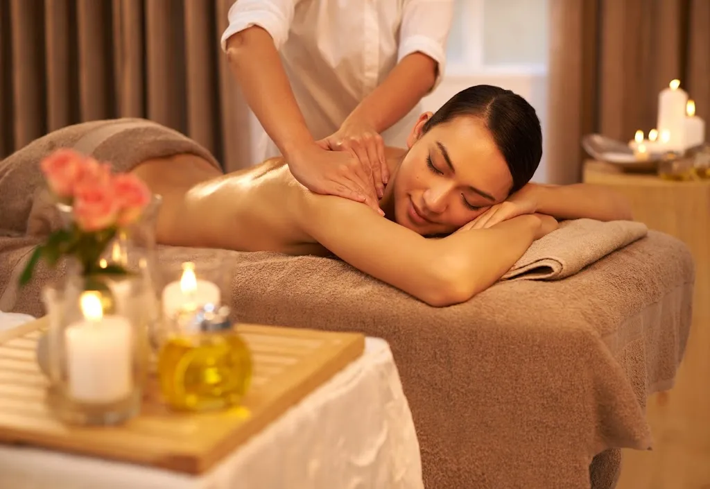 Momont~D’Cleo Holistic Body Zone - Massage Heathrow Hounslow Feltham