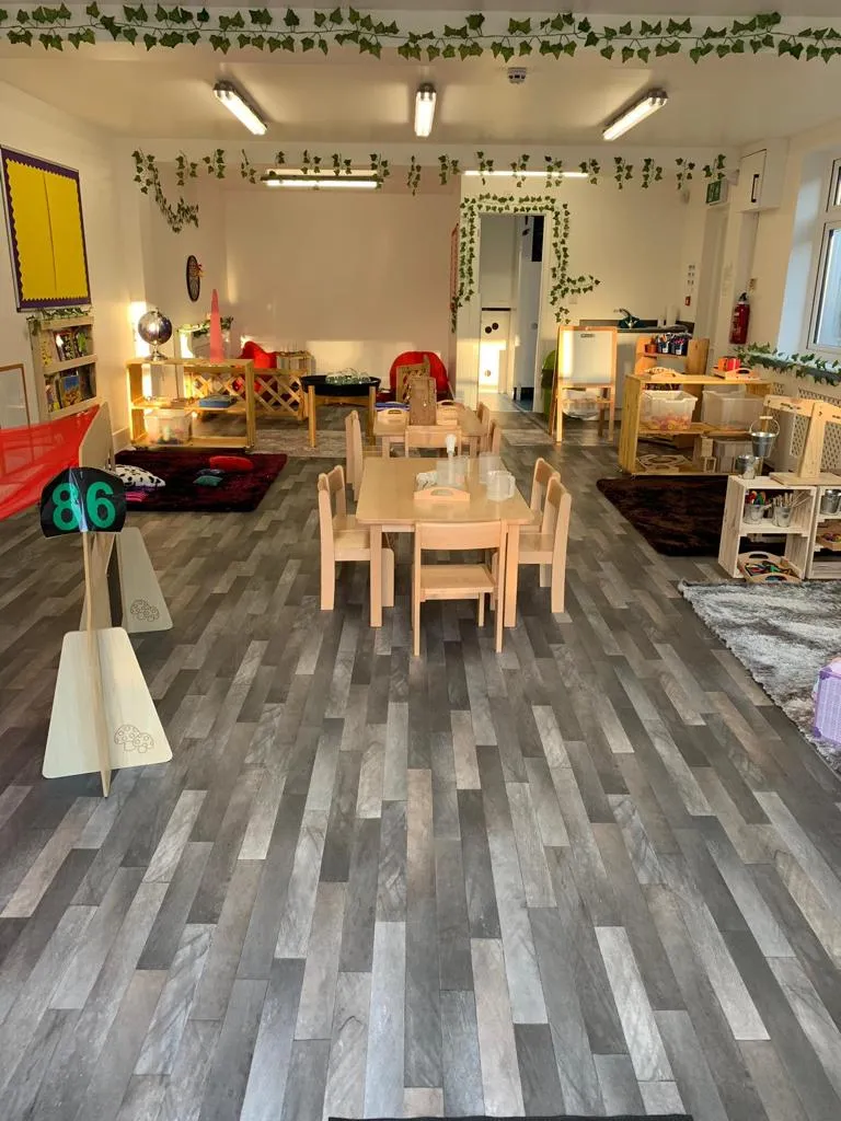 Montessori & Me Ltd