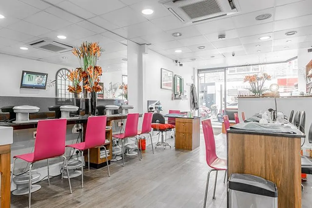 Nail Spa Kensington