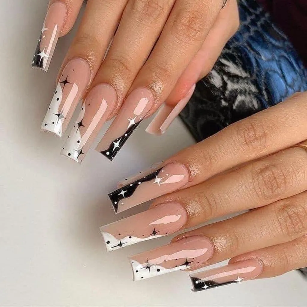 NAILS BEAUTY