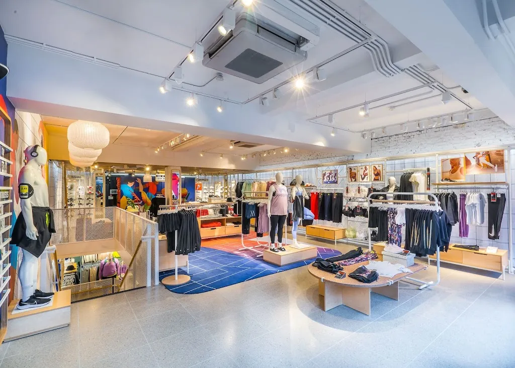 Nike Well Collective - Kings Road