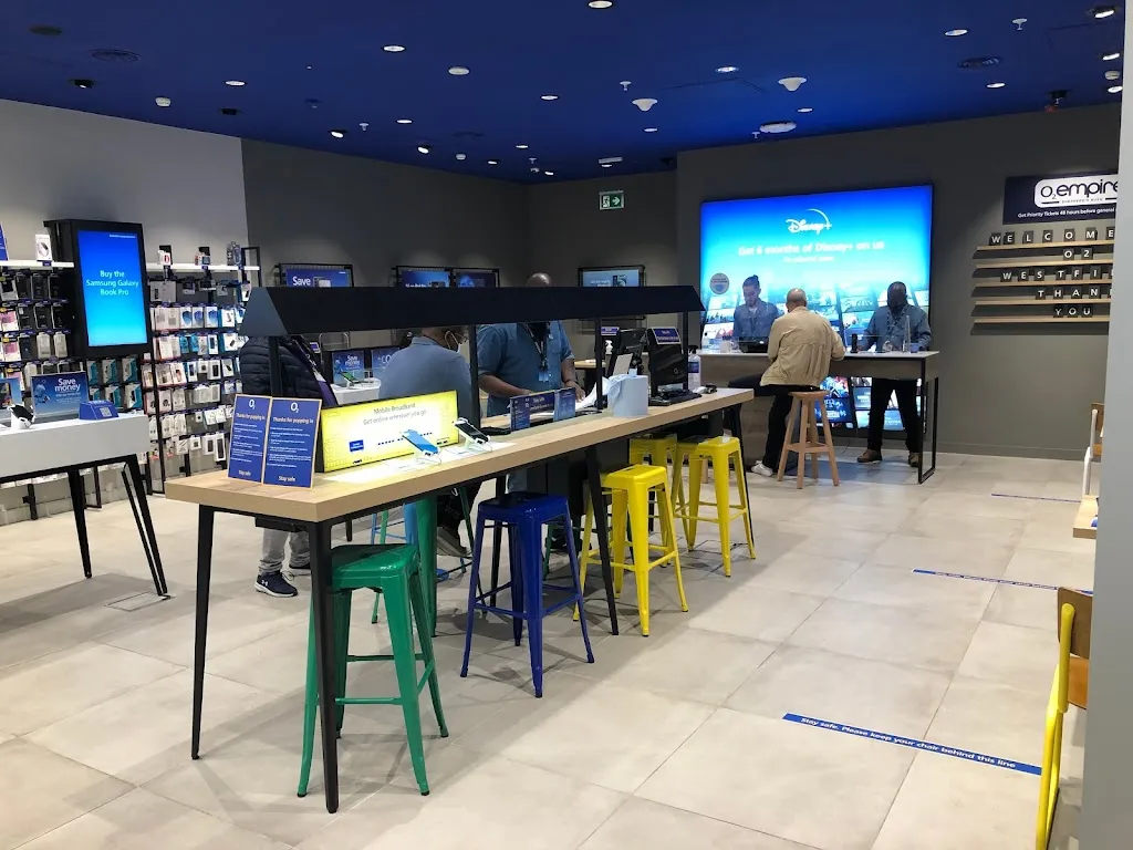 O2 Shop London - Westfield White City