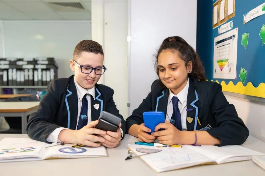 Oasis Academy South Bank