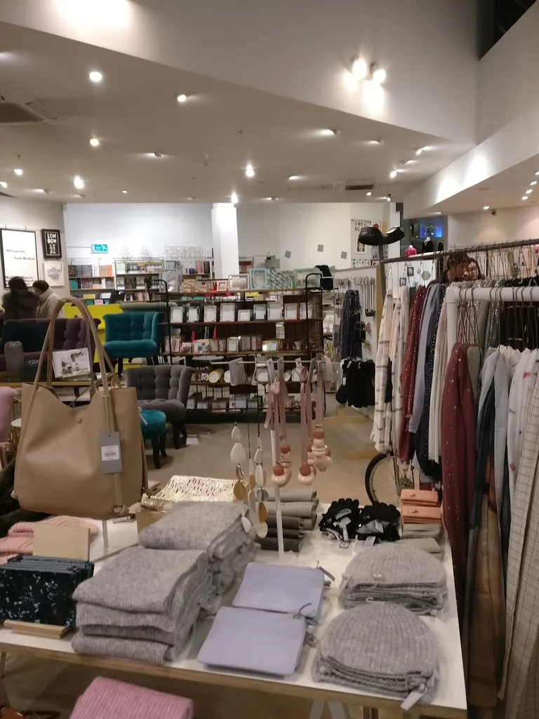 Oliver Bonas