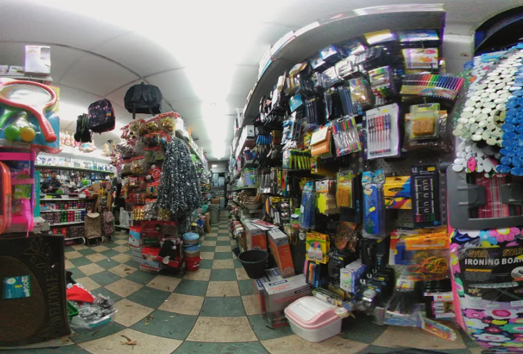 Pound Store London