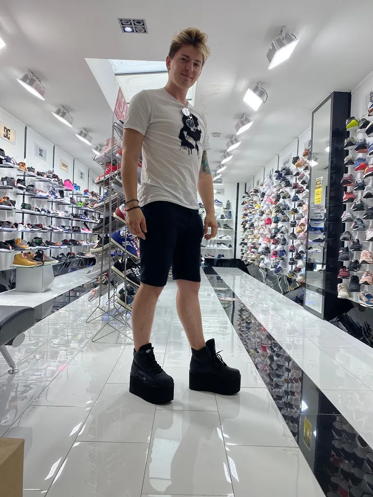 Quarter Shoes