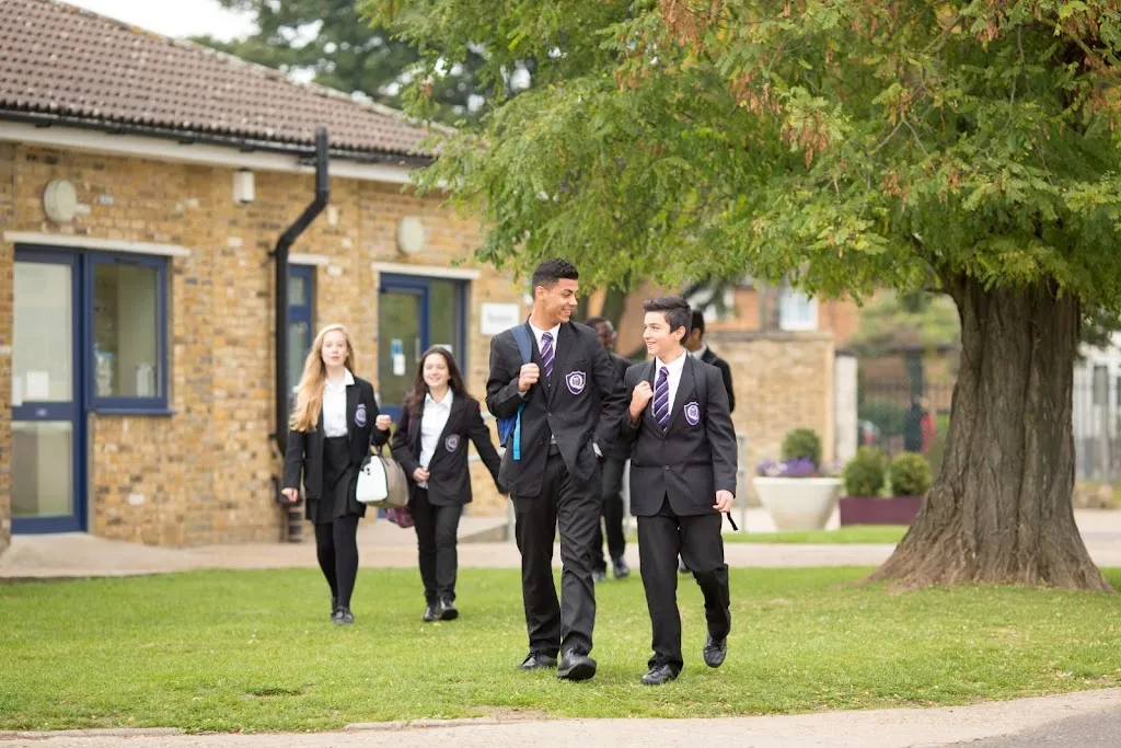 Queensmead School
