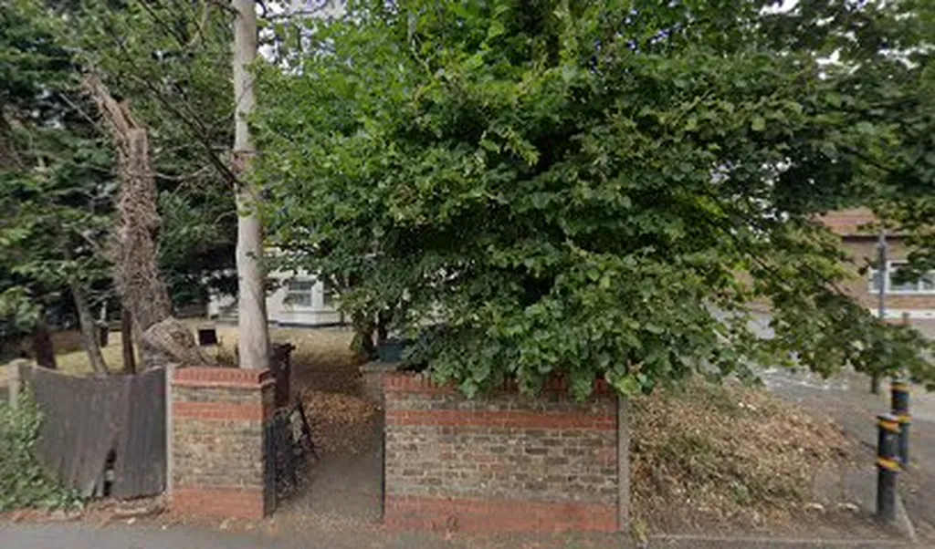 Removals London