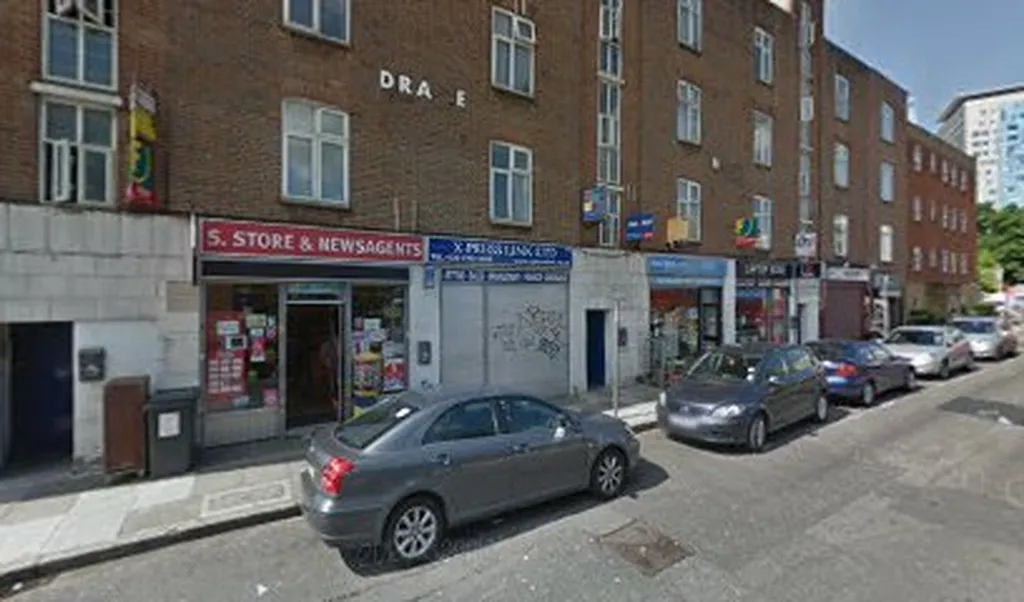 S Store Newsagent