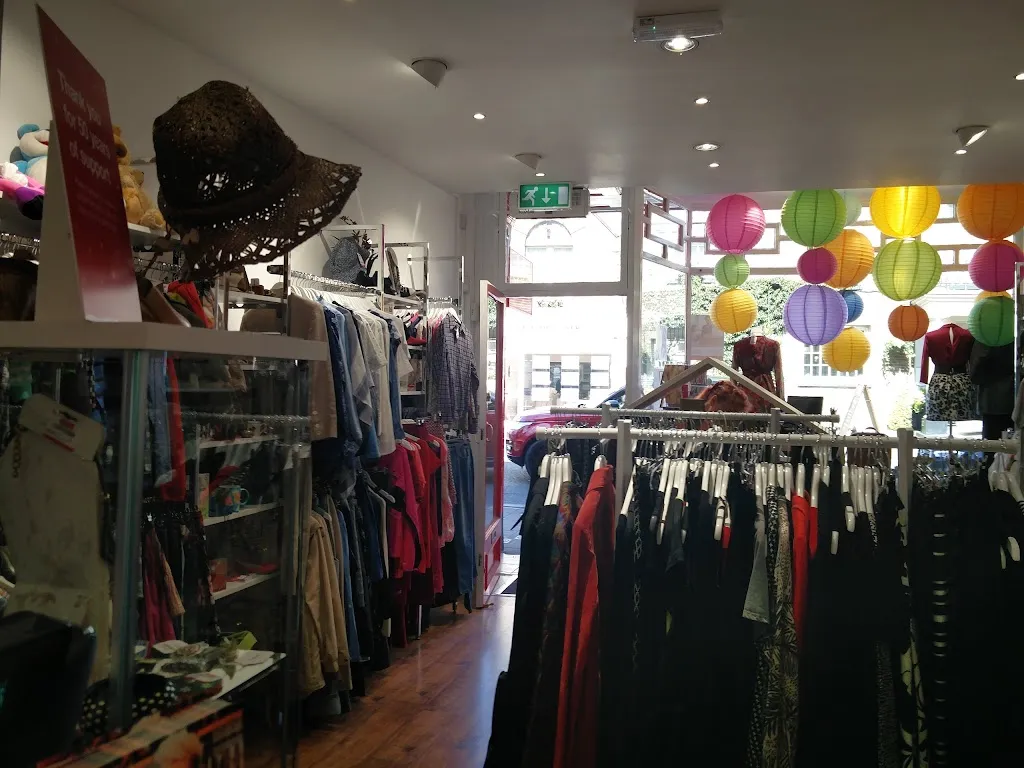 Shelter charity shop (East Sheen)