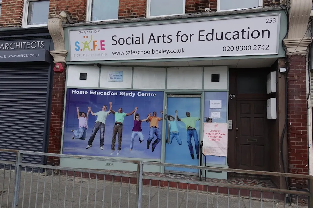 Social Arts For Education
