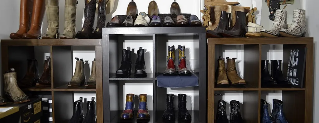 SohoBoots - Authorised Jo Ghost Italy & Sendra Spain footwear