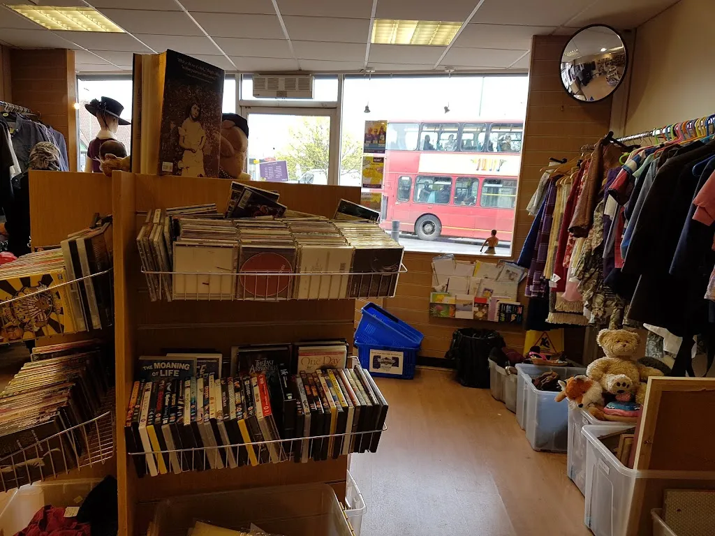 St Luke's Hospice Charity Shop
