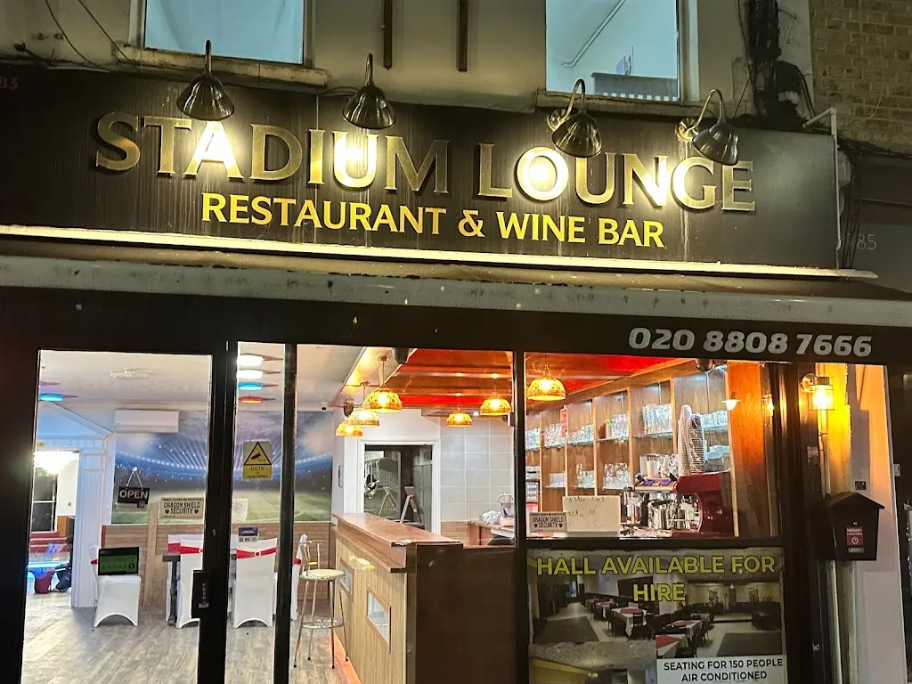 stadium lounge restaurant & wine bar