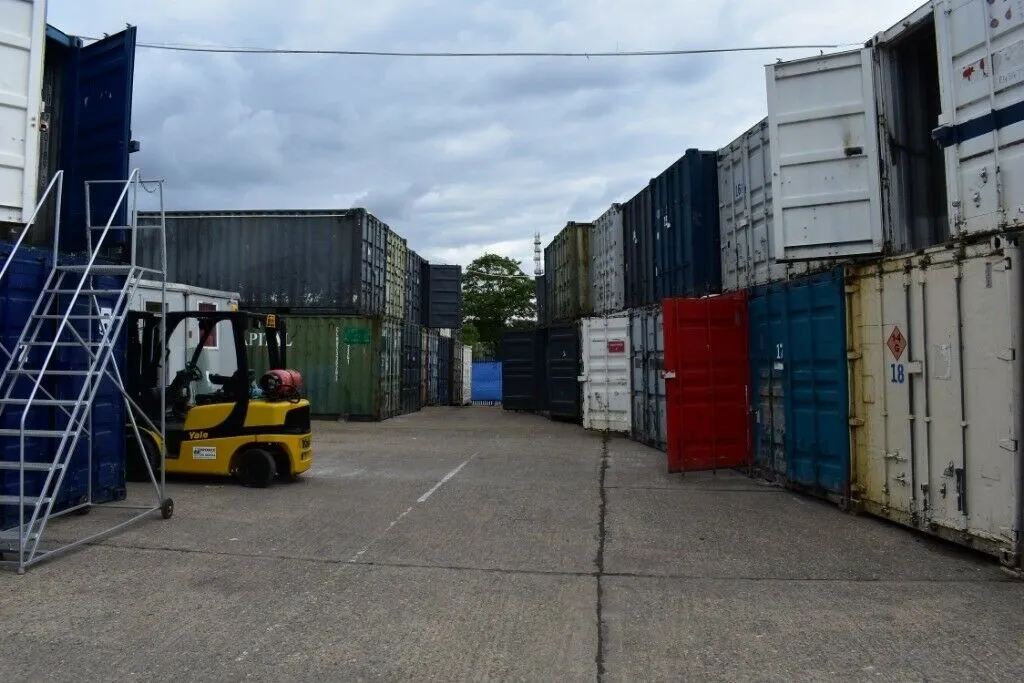 STORAGE CONTAINERS LONDON