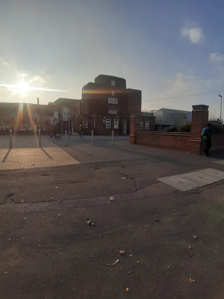 Sydney Russell School