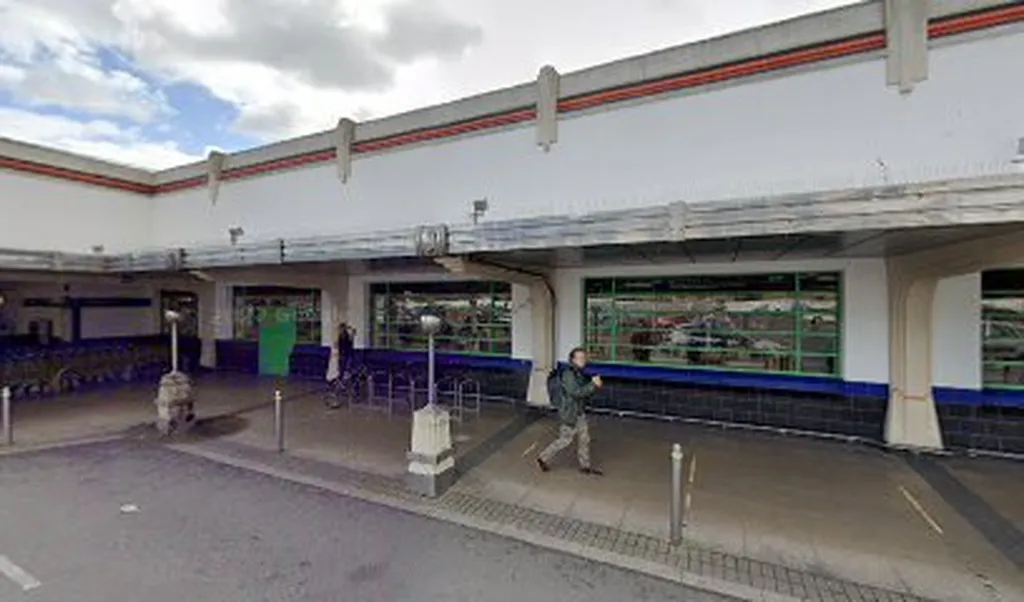 Tesco Phone Shop