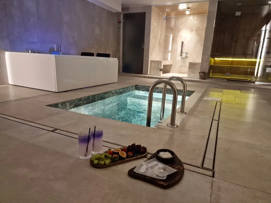 THE PRIVATE SPA