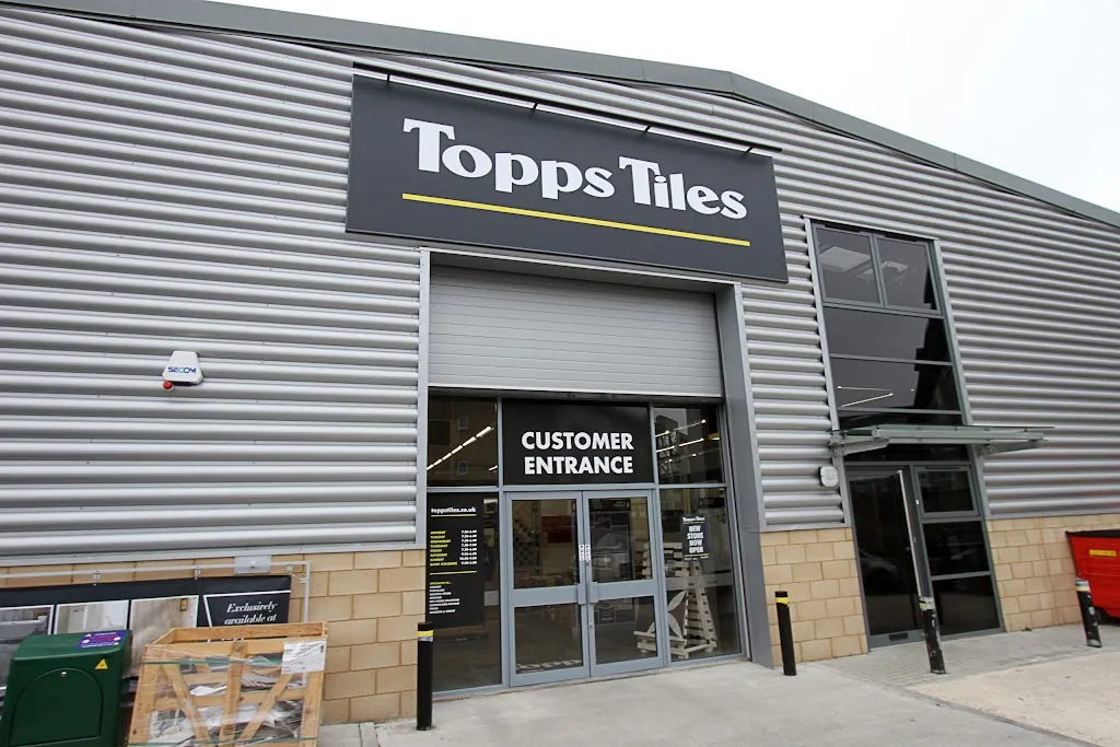 Topps Tiles Bounds Green