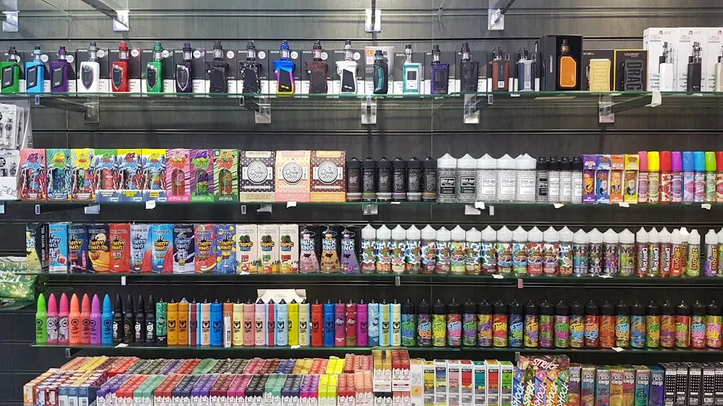 TREATS WORLD VAPE & MOBILE